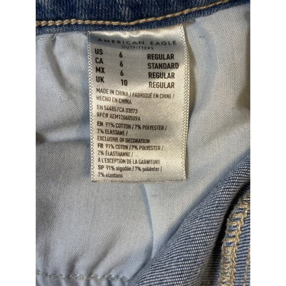 Women’s American Eagle Ne(x)t Level Stretch Light Wash Ripped Jeans Size 6 R - Picture 4 of 12